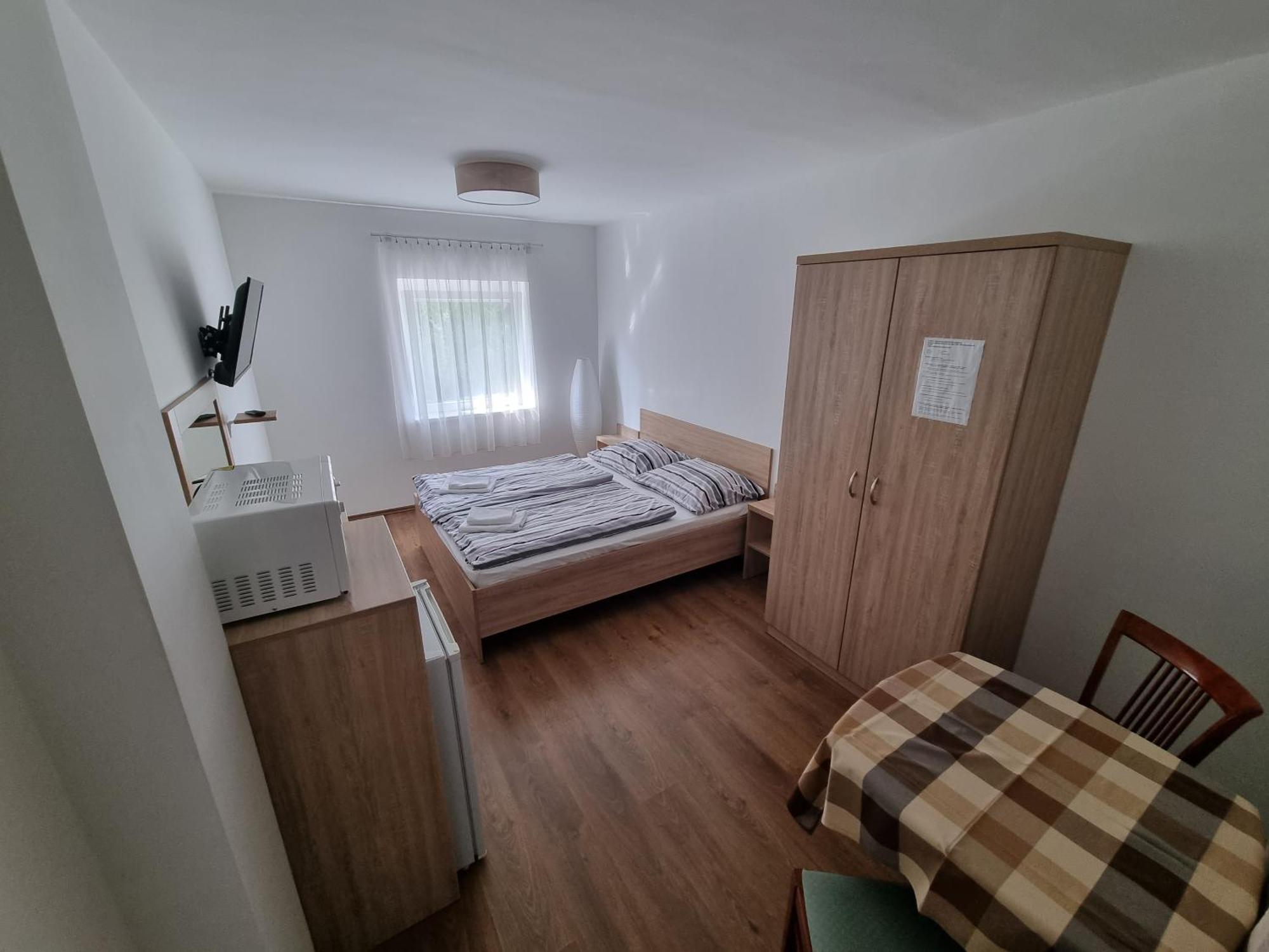 Adam Apartmanhaz シオーフォク 部屋 写真