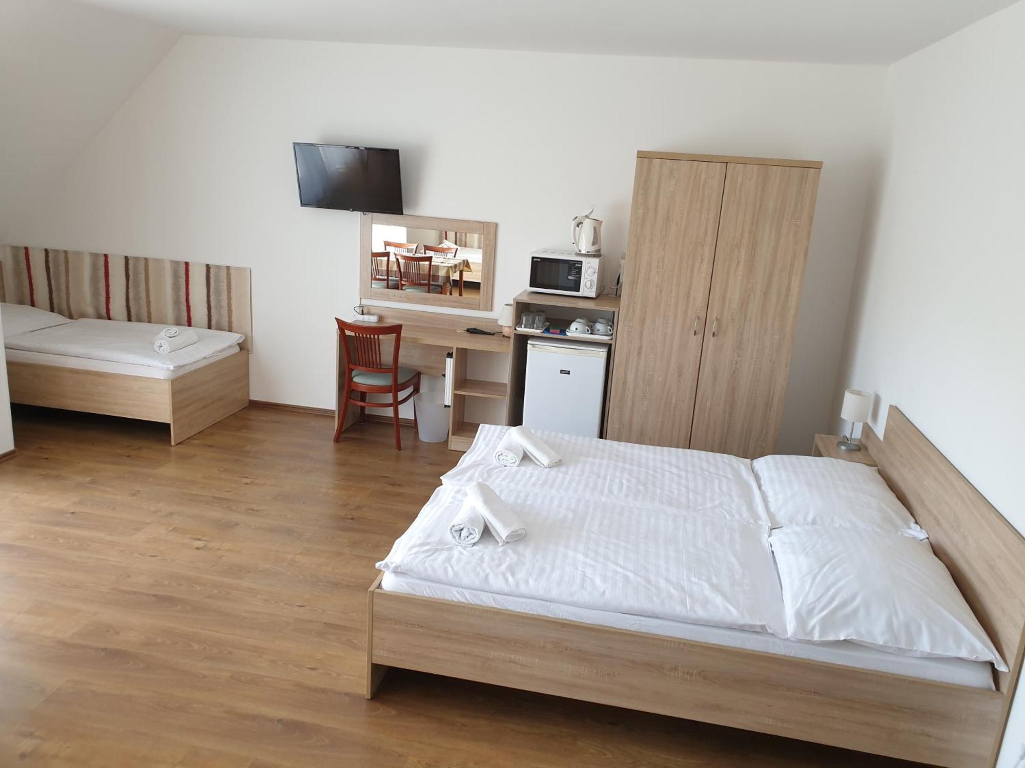 Adam Apartmanhaz シオーフォク 部屋 写真