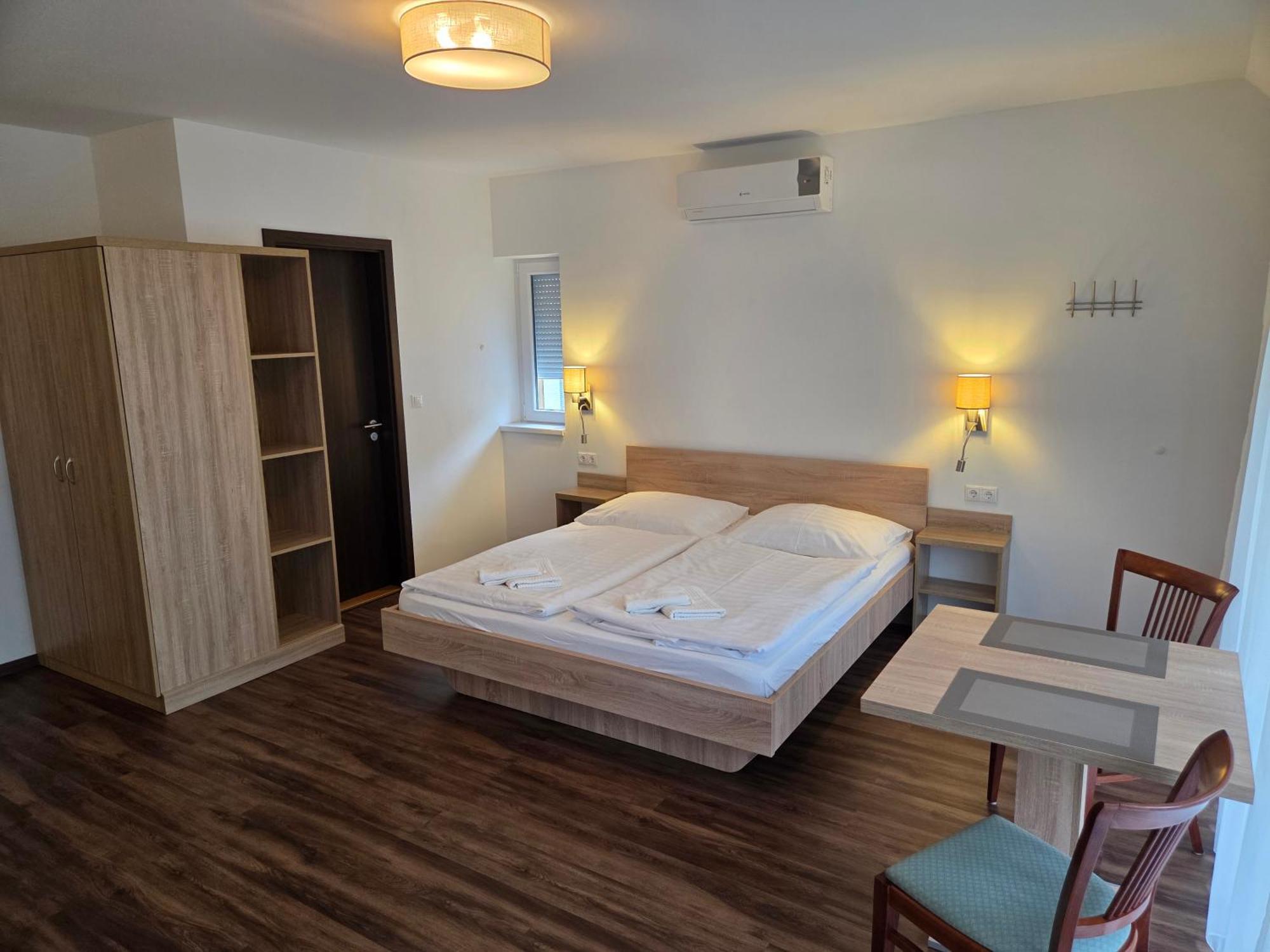 Adam Apartmanhaz シオーフォク エクステリア 写真