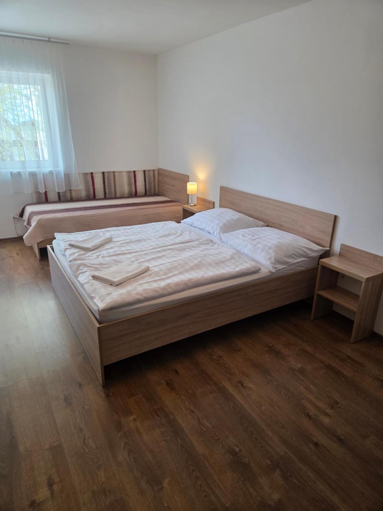 Adam Apartmanhaz シオーフォク エクステリア 写真